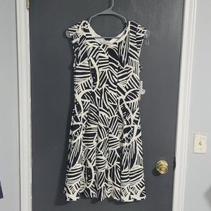 Signature by Robbie Bee dress